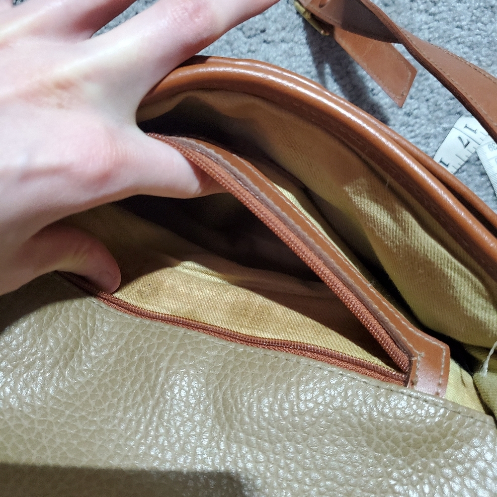 Guess Vintage Purse - Picture 11 of 14